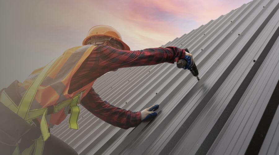 Expert Emergency Roof Repairs services in Helena, OK